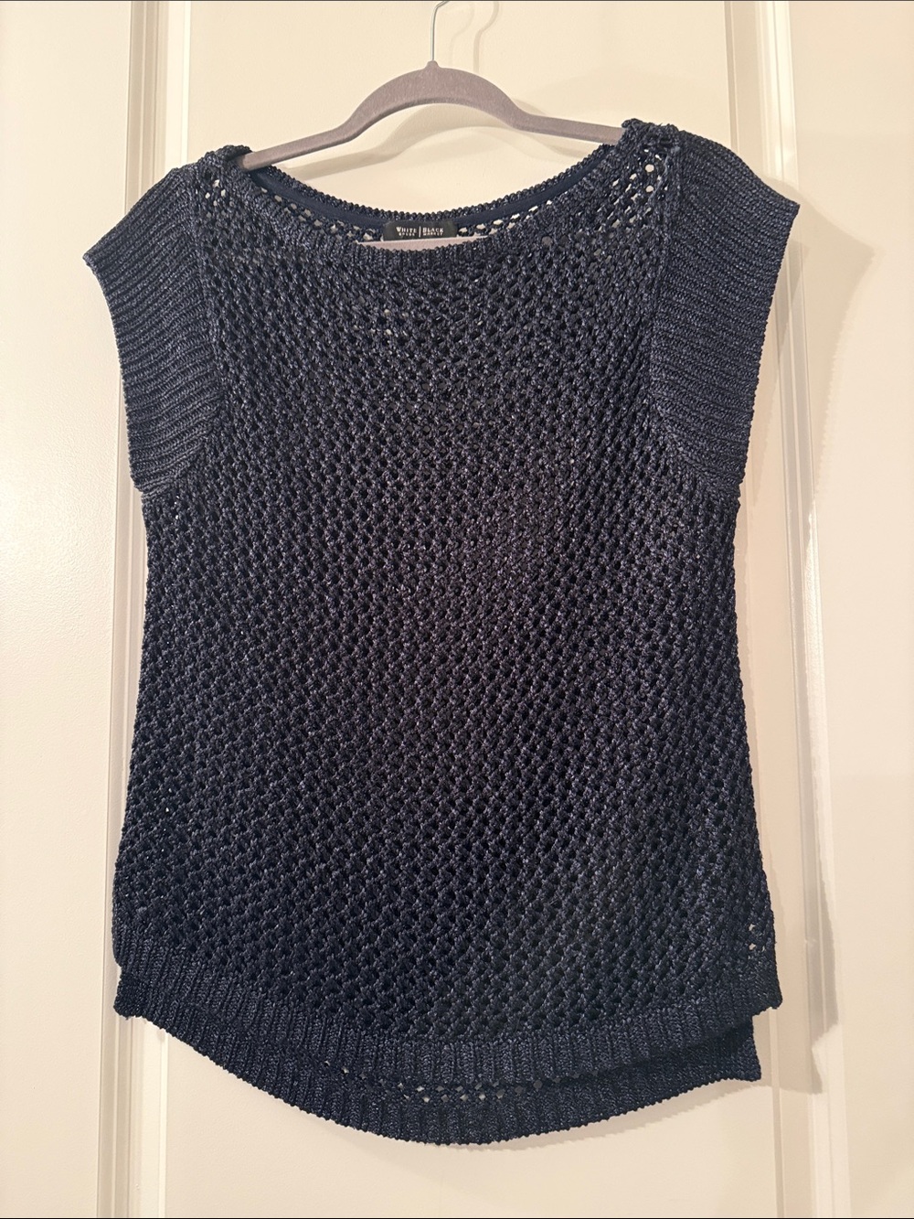 White House Black Market Navy Crochet Knit Shell Sz S